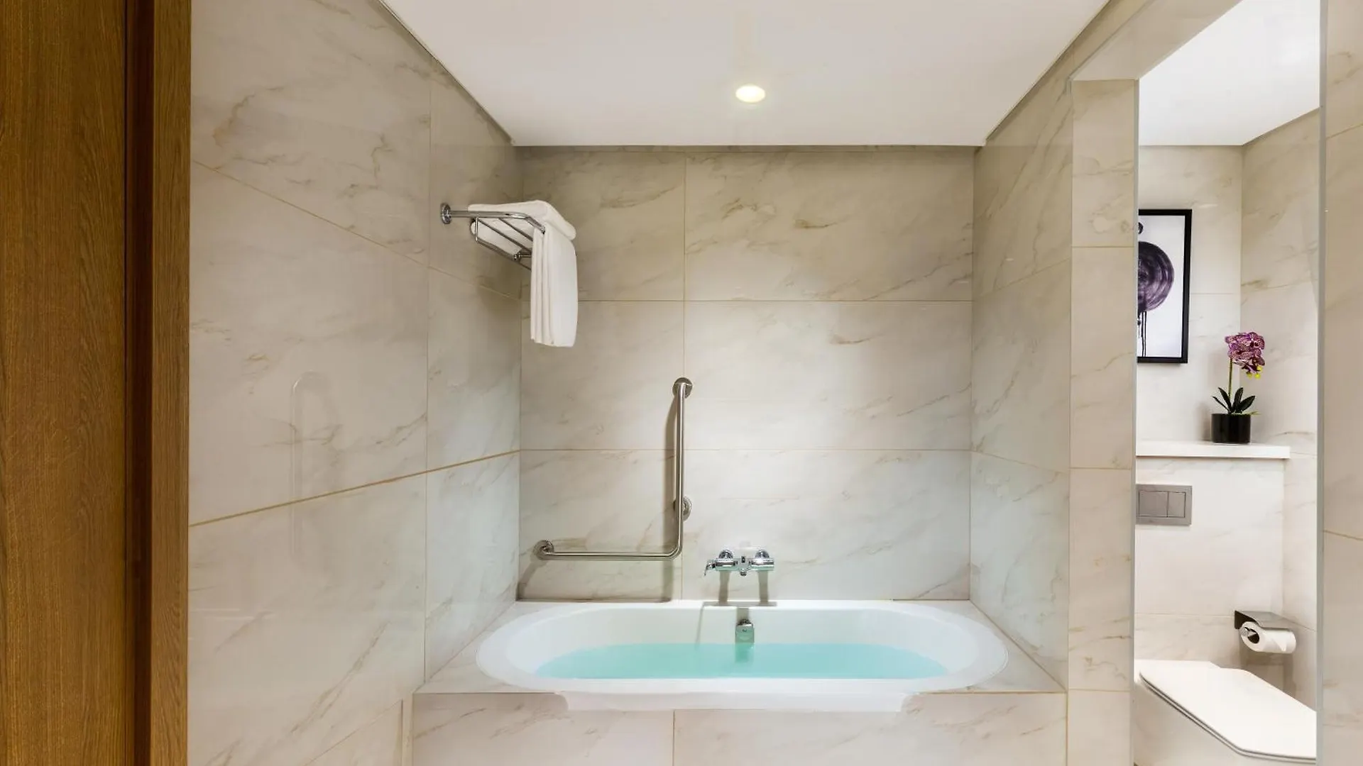 Millennium Place Mirdif Dubai 4*,