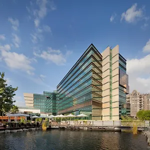 Jumeirah Creekside ***** Дубай